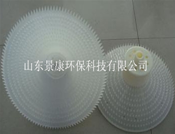 旋混式曝气器