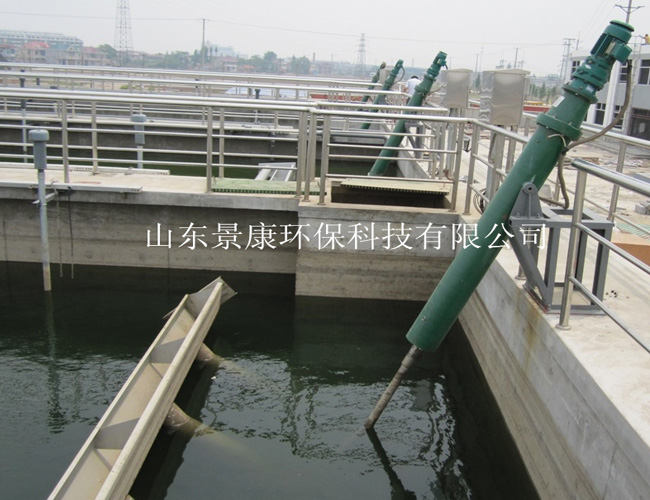 滗水器